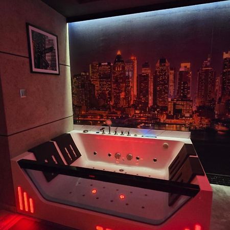 Apartament Manhattan Ełk Dış mekan fotoğraf