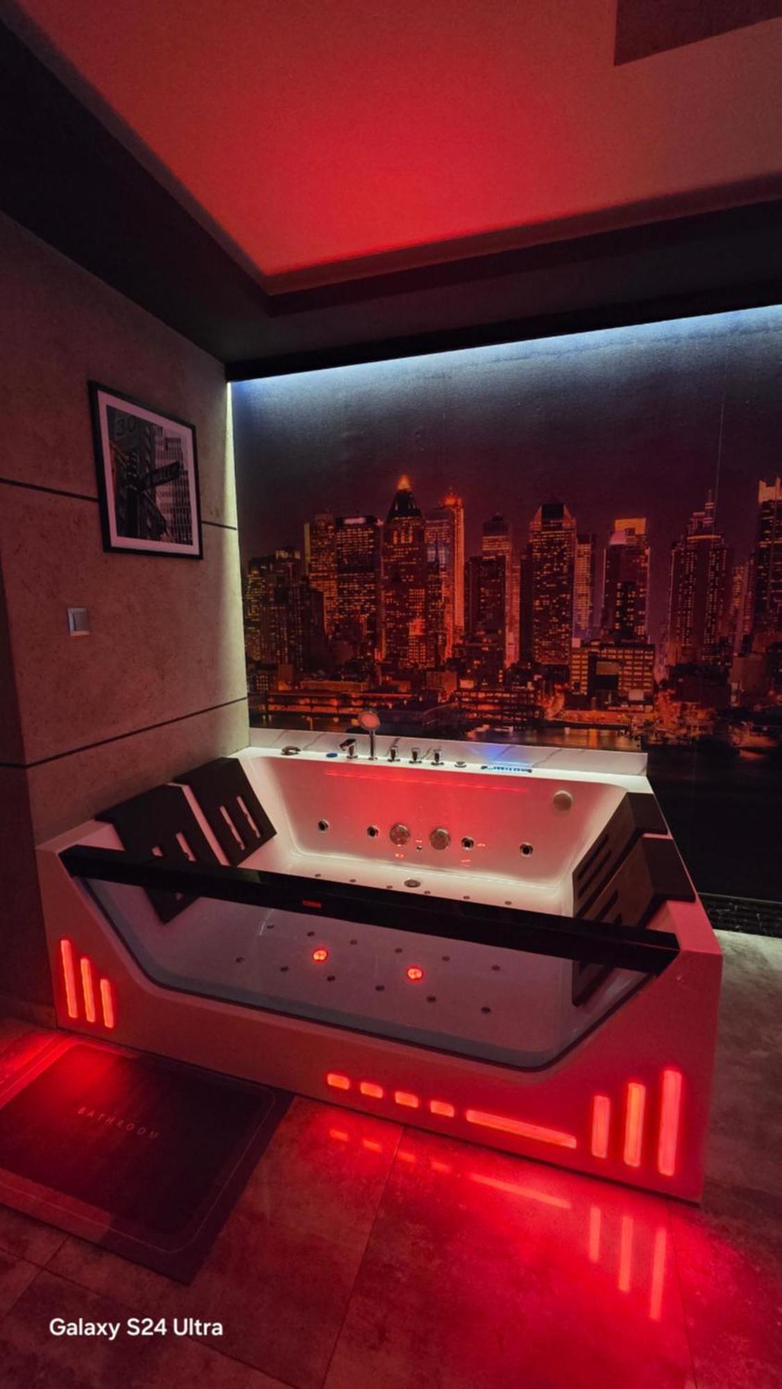 Apartament Manhattan Ełk Dış mekan fotoğraf